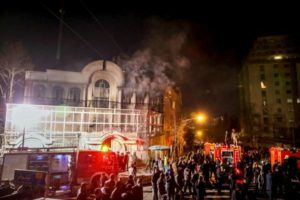 Ambasciata incendiata a teheran