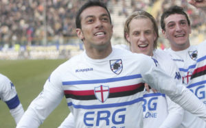 PARMA, ITALY - FEBRUARY 18: Fabio Quagliarella of Sampdoria celebrates his goal during the Serie A match between Parma and Sampdoria at the Ennio Tardini stadium on February 18, 2007 in Parma, Italy. (Photo by New Press/Getty Images) *** Local Caption *** Fabio Quagliarella