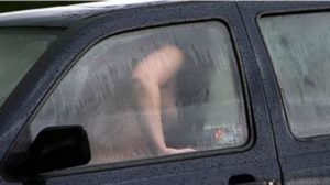 sesso_in_auto-640x359