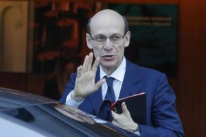 Ivan Lo Bello arriva nella sede di Confindustria per la riunione del Consiglio Generale, Roma, 17 marzo 2016. ANSA/GIUSEPPE LAMI