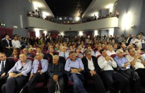 Referendum no teatro farnese