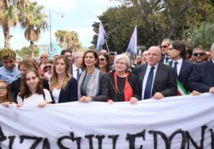 Manifestazione anti-abusi calabriajpg