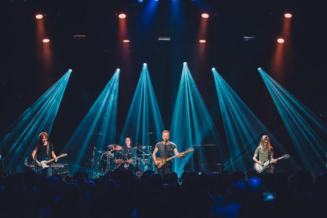 Riapre il Bataclan, Sting per ricominciare a vivere