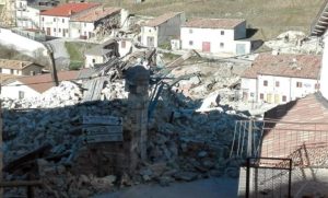 Una veduta della frazione di Castelluccio di Norcia il giorno dopo la forte scossa di terremoto che ha colpito l'Italia centrale, 31 ottobre 2016. ANSA/ MATTEO GUIDELLI