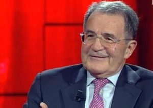 Romano Prodi ospite di Fabio Fazio a 'Che tempo che fa', in un fermo immagine dalla trasmissione di Rai3, 3 maggio 2015. ANSA / FERMO IMMAGINE RAI3 +++ANSA PROVIDES ACCESS TO THIS HANDOUT PHOTO TO BE USED SOLELY TO ILLUSTRATE NEWS REPORTING OR COMMENTARY ON THE FACTS OR EVENTS DEPICTED IN THIS IMAGE; NO ARCHIVING; NO LICENSING; NO TV+++