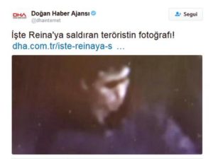 Un uomo dai capelli neri, senza barba e con un giubbotto scuro che sarebbe l'attentatore del nightclub 'Reina' di Istanbul, e' visibile in questa immagine tratta dalla registrazione di una telecamera di sorveglianza e diffusa dall'agenzia di stampa Dogan, 02 gennaio 2017. ANSA / Foto tratta da Twitter +++ATTENZIONE LA FOTO NON PUO' ESSERE PUBBLICATA O RIPRODOTTA SENZA L'AUTORIZZAZIONE DELLA FONTE DI ORIGINE CUI SI RINVIA+++