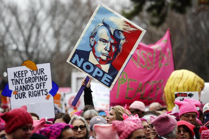 Manifestazioni contro Trump nel mondo, un milione in piazza