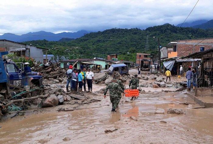 At least 15 people dead after a landslide in Mocoa
