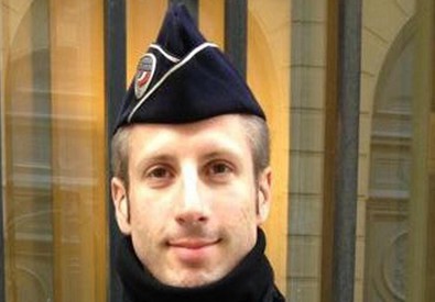 Poliziotto ucciso Parigi Xavier Jugele