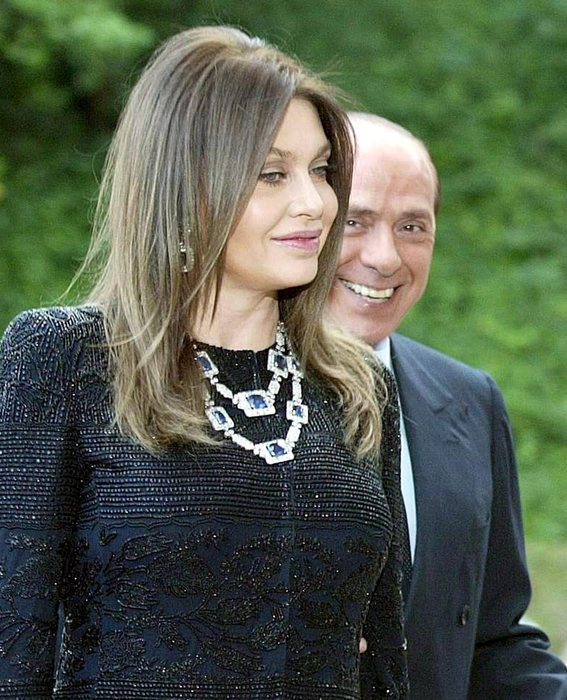 Berlusconi-Lario: lei non ha diritto a 1.4 mln mensili