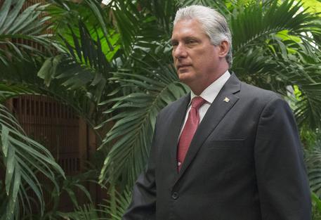 Parliamentary session to elect next Cuban president
