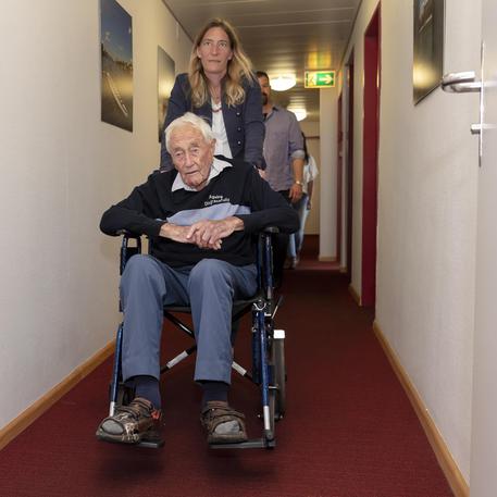 104-year-old Australian scientist Goodall a day before his assisted suicide