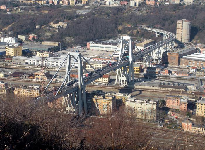 Crollo ponte: esperto, Morandi trascurò degrado calcestruzzo