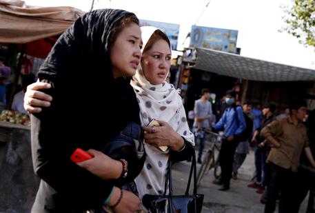 Suicide bomb blast in a Shi’ite Muslims area in Kabul kils at least 25 people