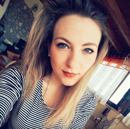 >>>/ ESPLOSIONE A PARIGI, ALMENO TRE MORTI. GRAVE UN’ITALIANA