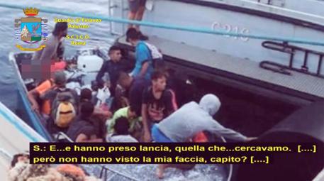 Migranti: viaggi in gommone,fermato capo dell’organizzazione