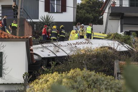 Several dead in bus accident in Madeira