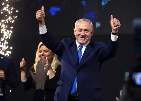 Benjamin Netanyahu and wife Sarah after election results in Tel Aviv