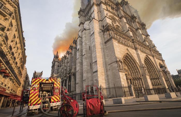 Notre-Dame: Parigi, per il restauro ci vorranno anni