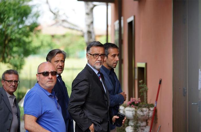 Il procuratore di Ivrea Giuseppe Ferrando sul luogo dove…
