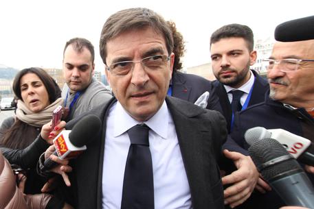Camera: revocato vitalizio a Nicola Cosentino