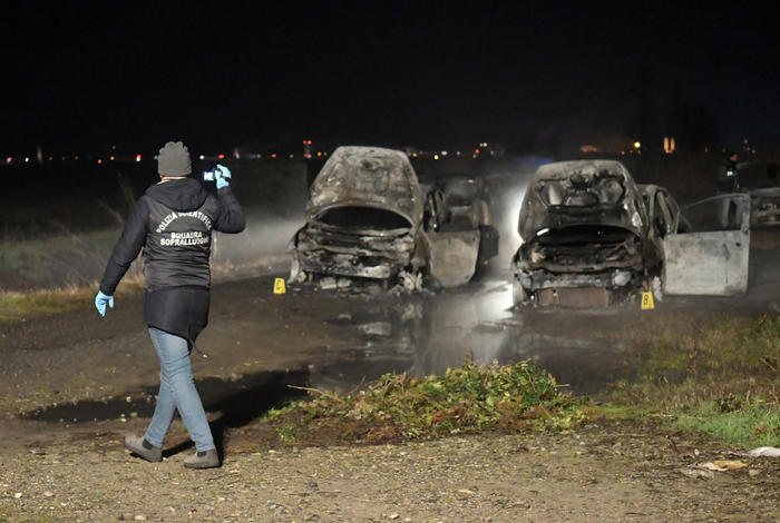 Assalto a portavalori: furgone rifugiato in autogrill