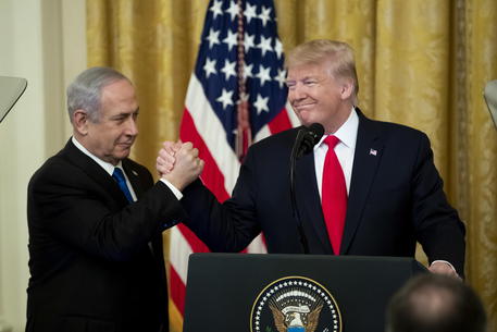 US President Donald J. Trump unveils his Middle East peace plan alongside Prime Minister of Israel Benjamin Netanyahu