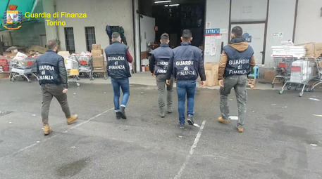 “Coronavirus shop”, 14 imprenditori accusati di frode
