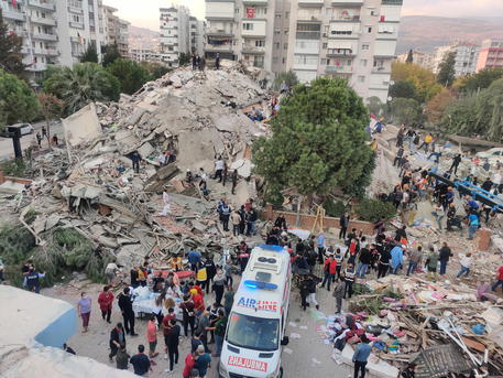 Strong earthquake in the Aegean Sea